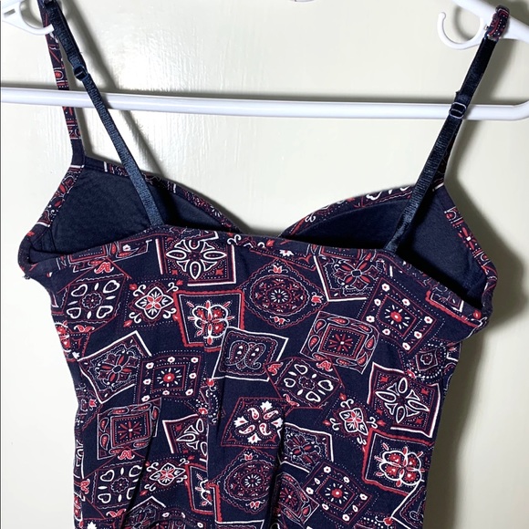 Spaghetti strap top - Picture 2 of 2